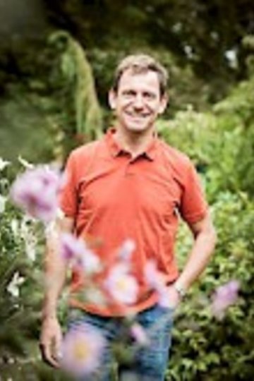 Poster Vortrag: Johannes Käfer - Rosen und Stauden im Sommer